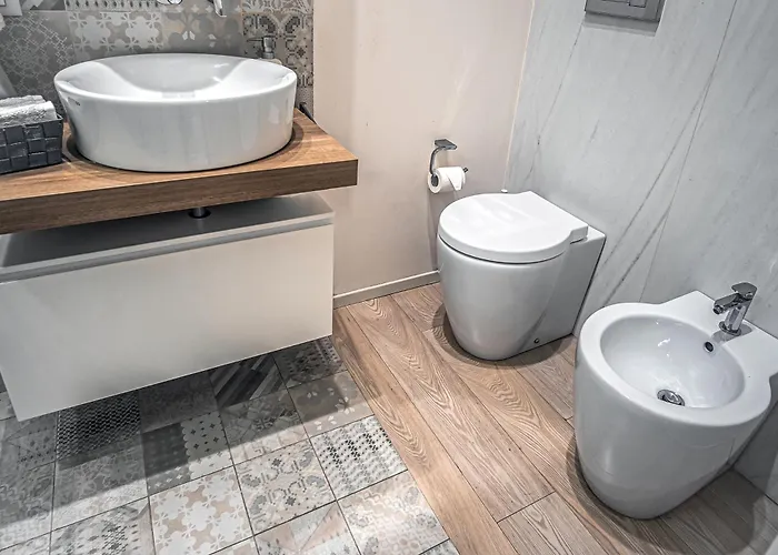 Metaphora - & Experiences In *