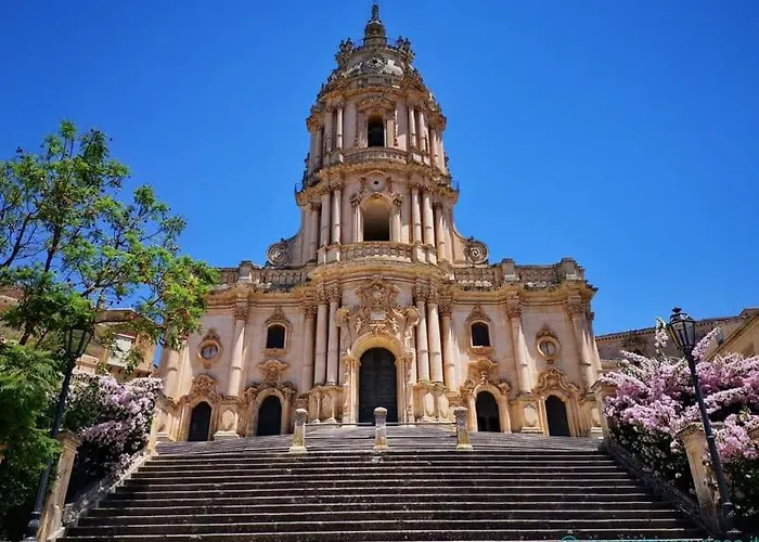 Metaphora - & Experiences In * Modica