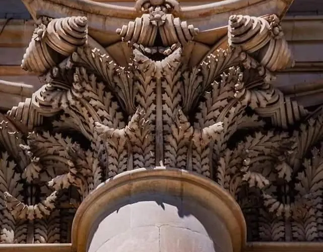 Metaphora - & Experiences In Apartment