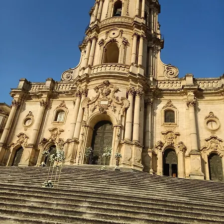 Metaphora - & Experiences In Modica