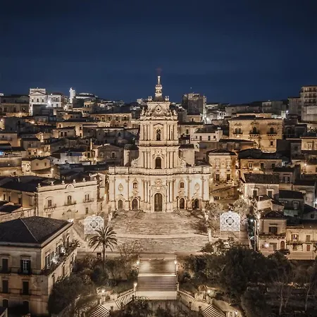 Metaphora - & Experiences In * Modica